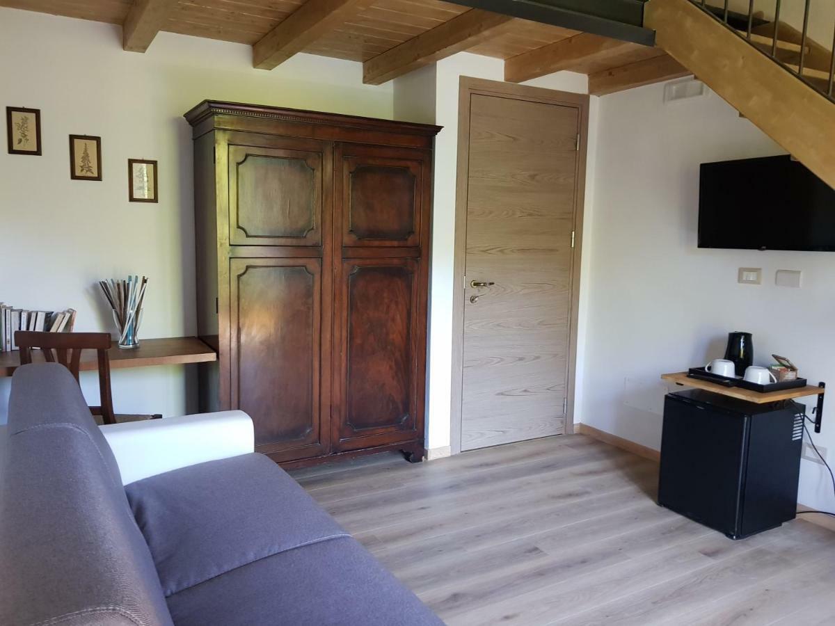 Cascina Ghitin Relais Guest House Asti Eksteriør bilde