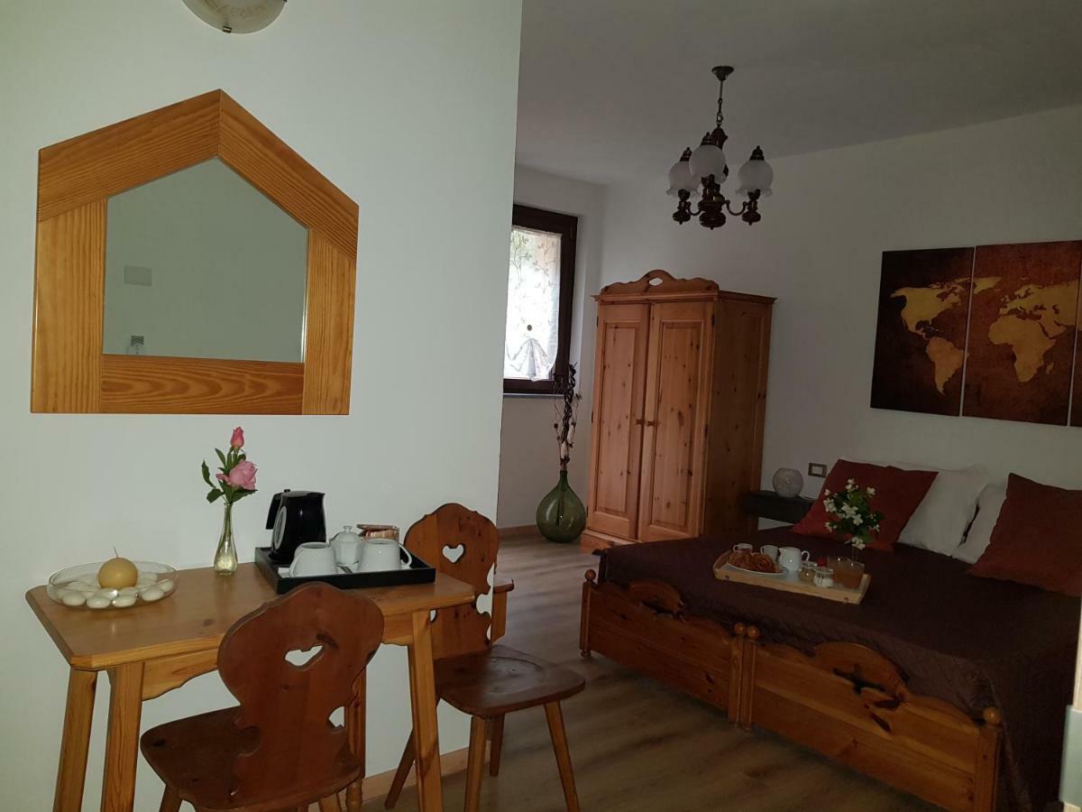 Cascina Ghitin Relais Guest House Asti Eksteriør bilde